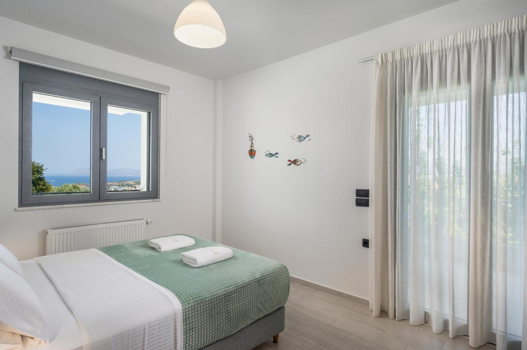 Вілла Elysium Seaview Oasis Kato Galatas Екстер'єр фото